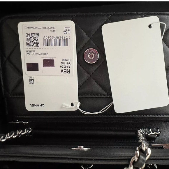 Authentic Chanel Wallet on Chain Quilted Caviar Shoulder Black Silver - Picture 3 of 10